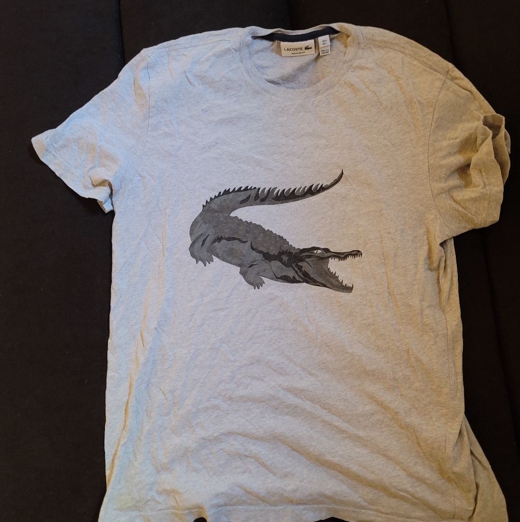 Tr Tee